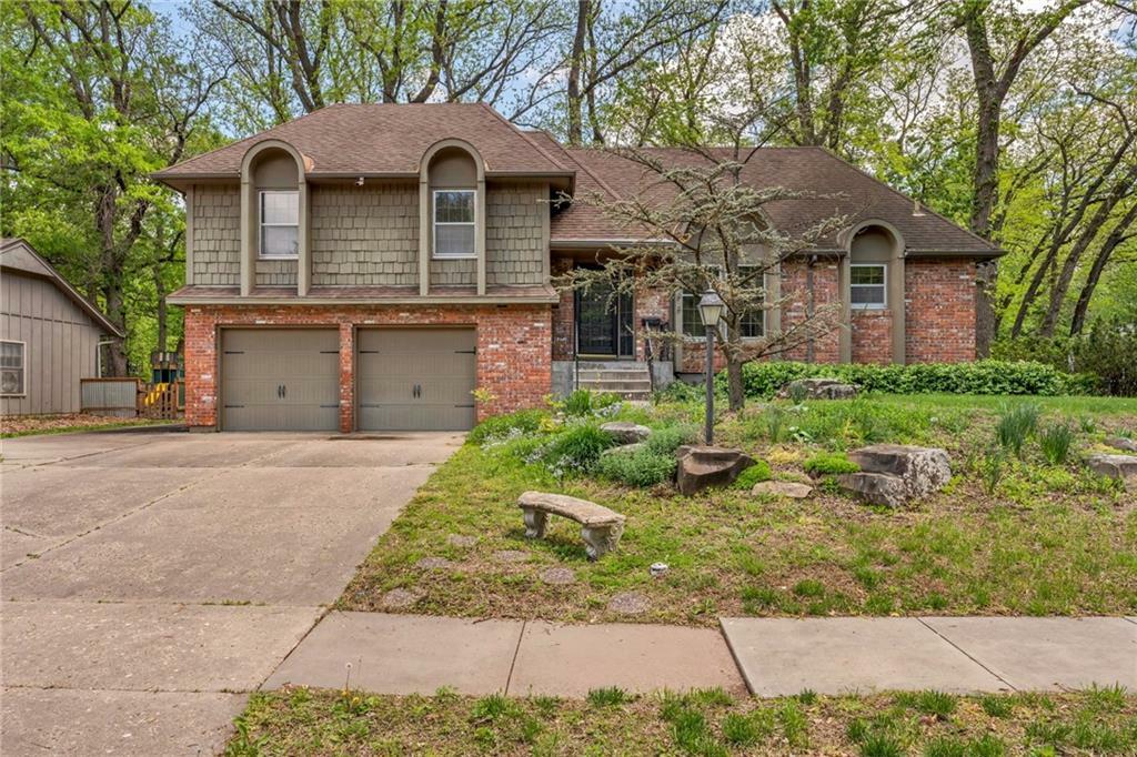 Property Photo: 3500 SW Oak Parkway KS 66614