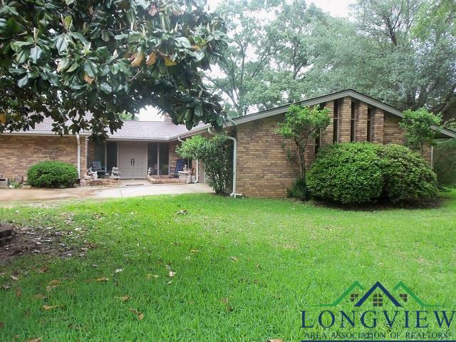 Property Photo: 3203 Mimosa Lane TX 75662