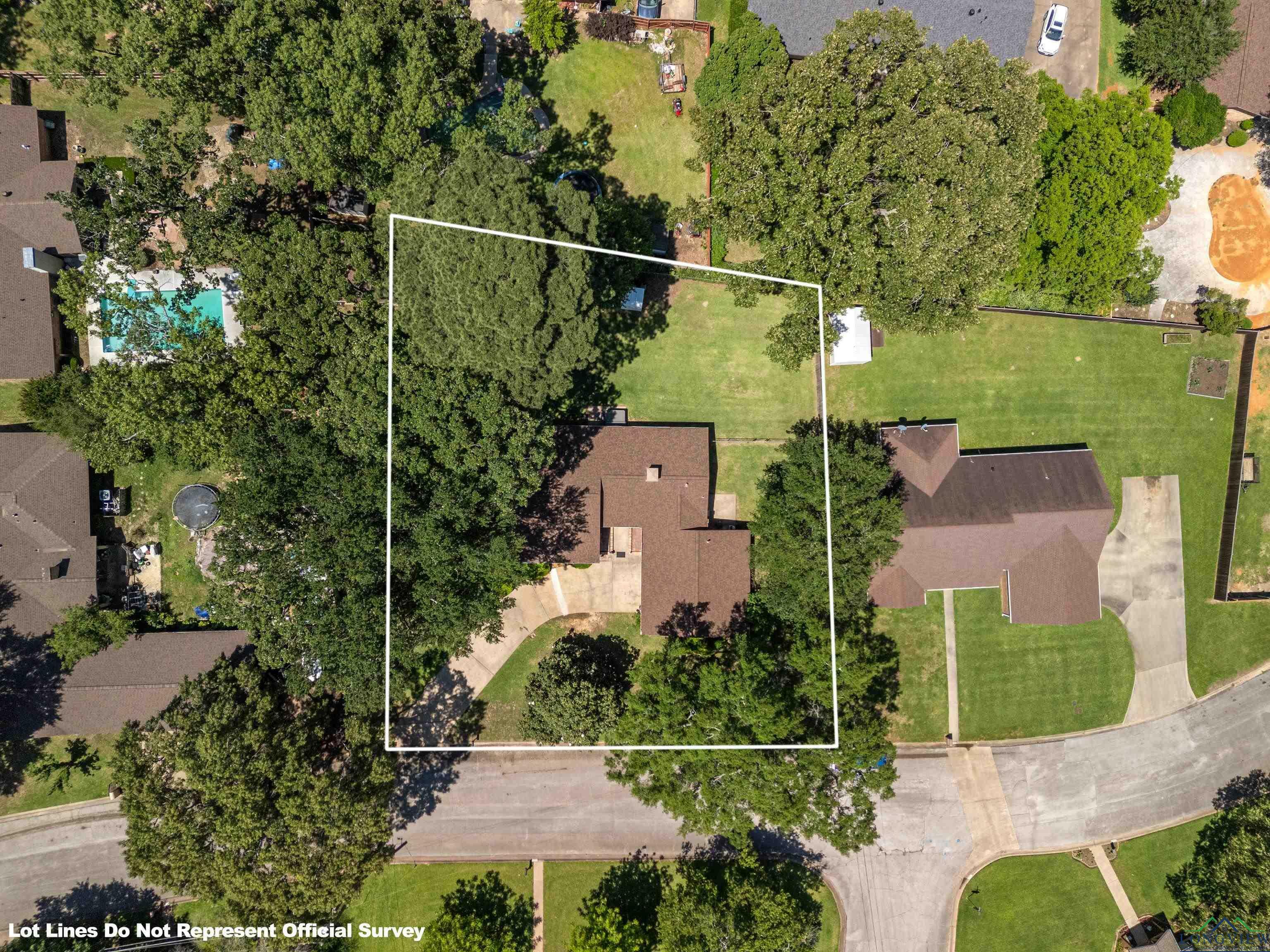 Property Photo: 3203 Mimosa Lane TX 75662