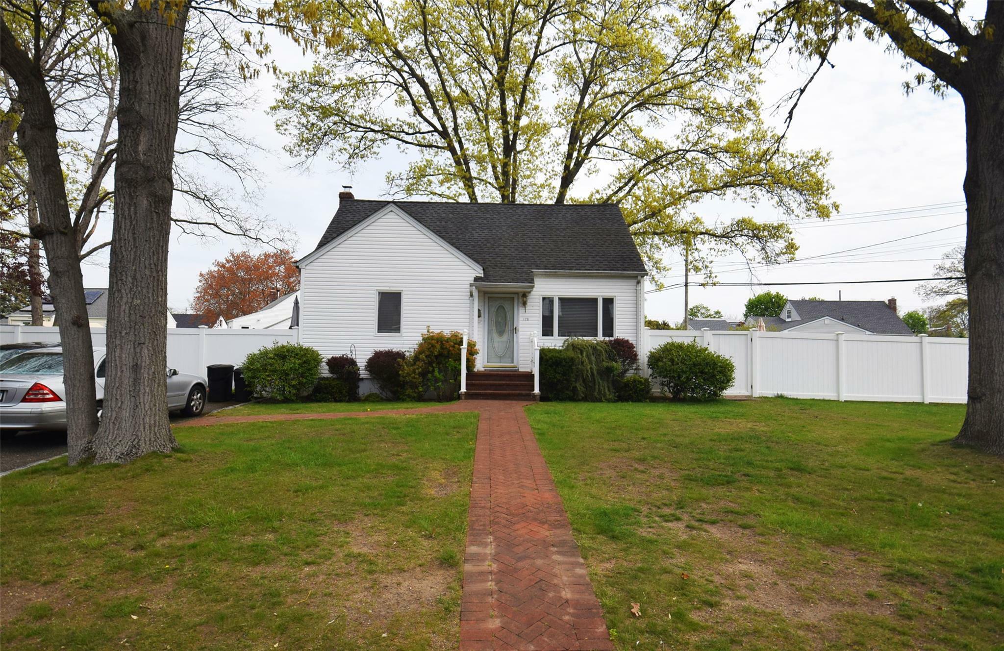 Property Photo: 175 27th Street NY 11726