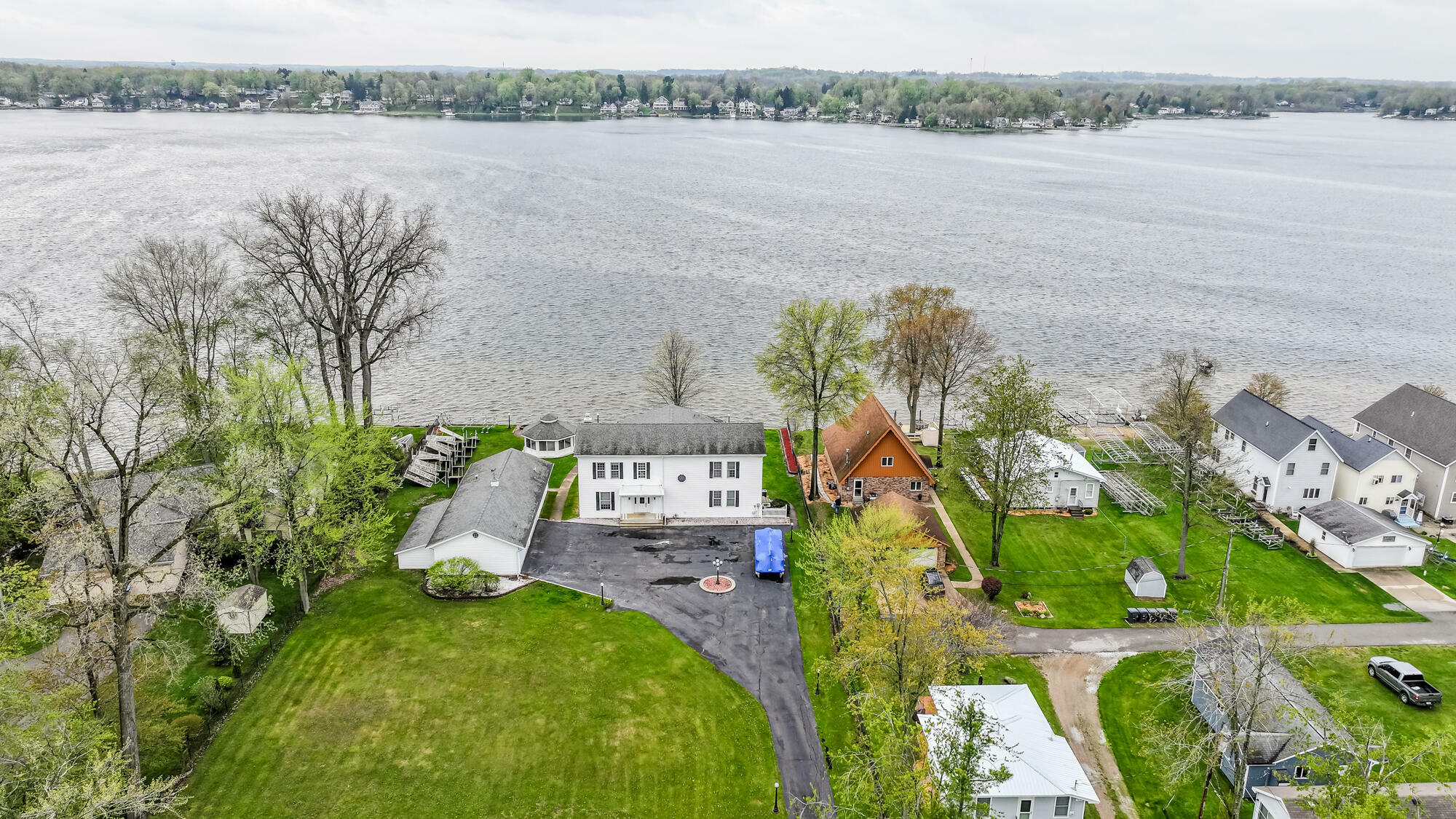 7540 Grace Street  Coloma MI 49038 photo