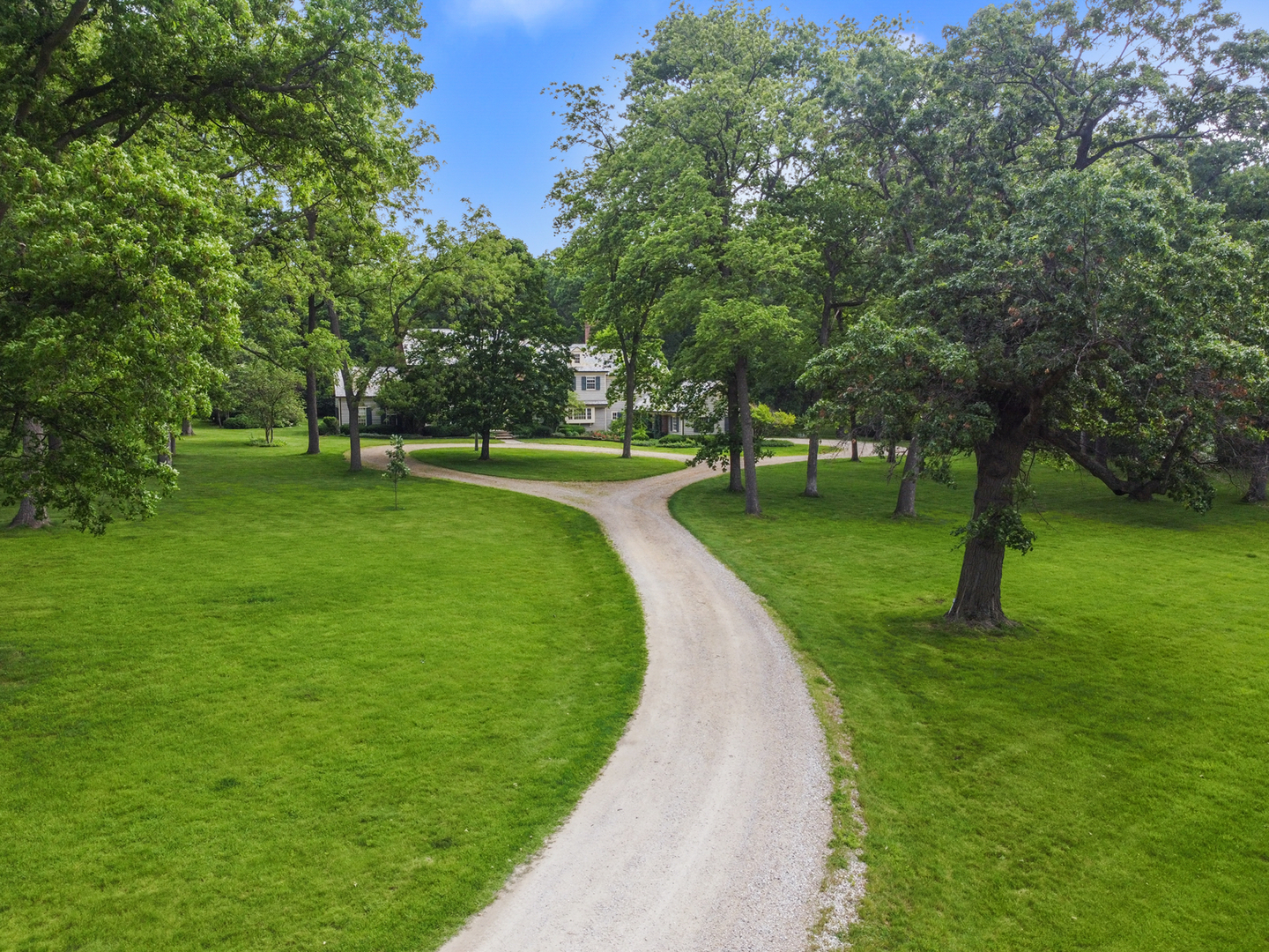Property Photo: 7208 White Oaks Road IL 60033