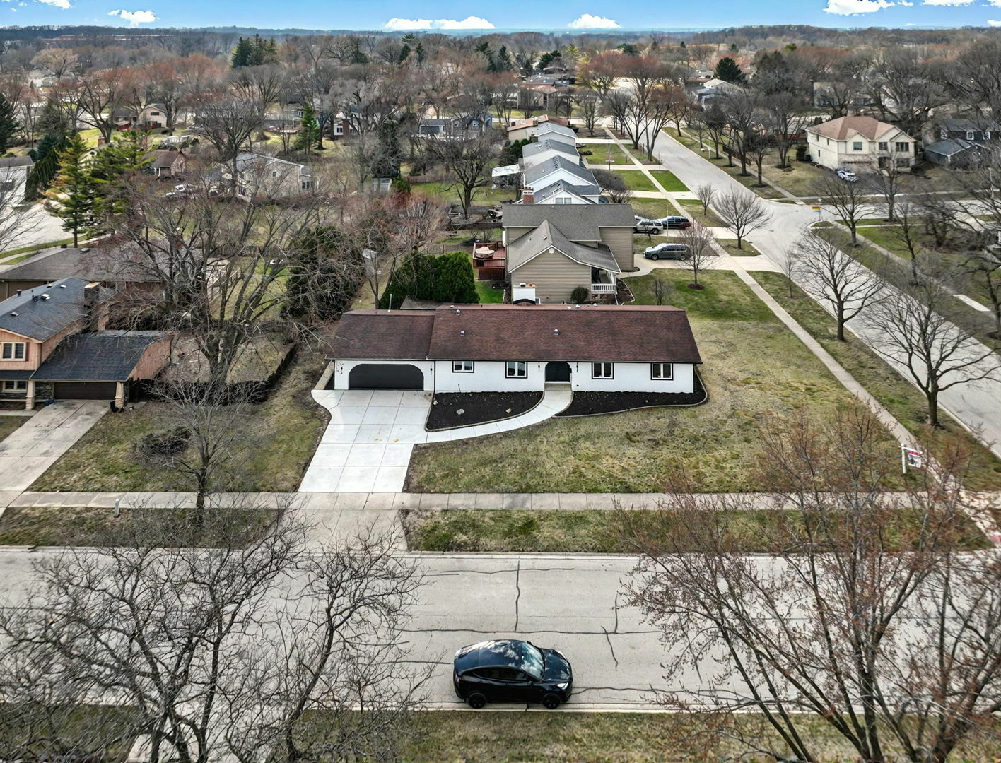 Property Photo: 124 N Western Avenue IL 60103