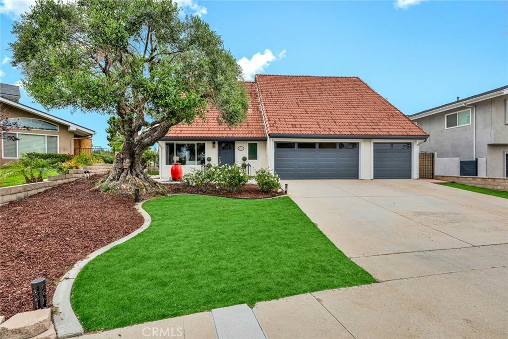 Property Photo: 6586 E Via Corral CA 92807