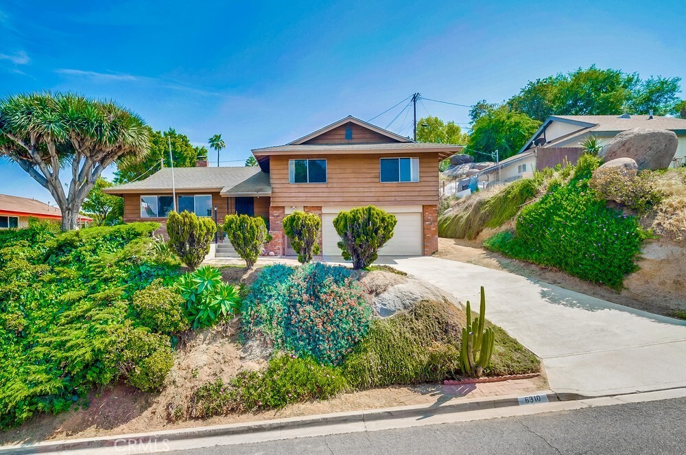 Property Photo: 6310 Avenue De Palma CA 92509