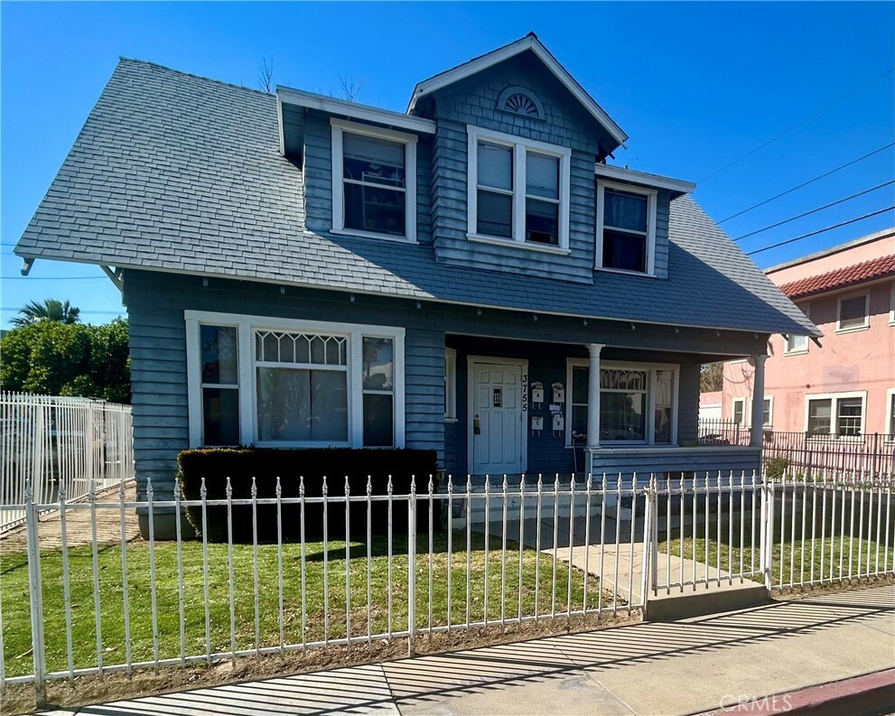 Property Photo: 3755 Brockton Avenue 1-4 CA 92501