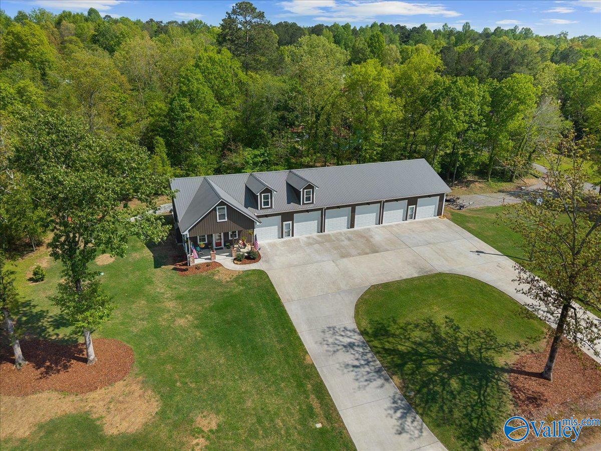 Property Photo: 1299 Lakeshore Drive AL 35121
