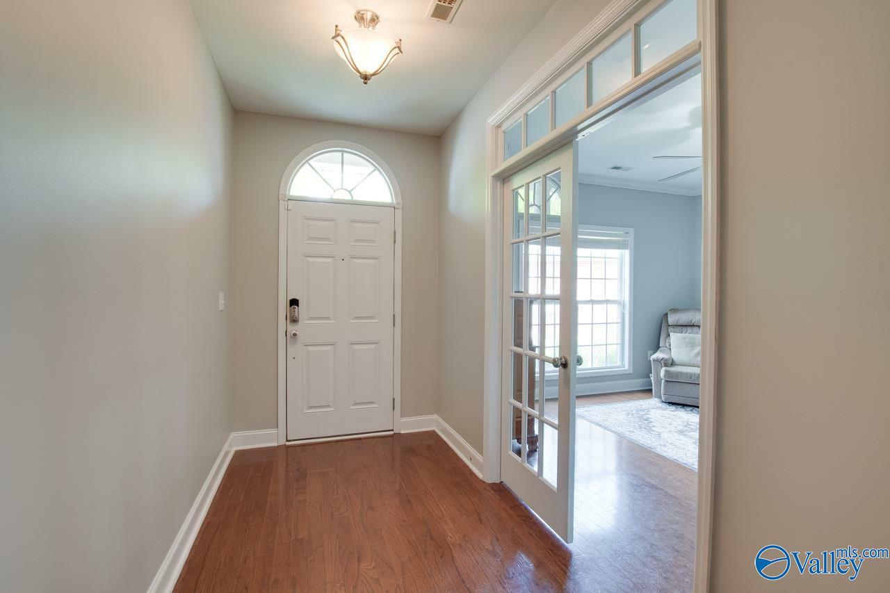 Property Photo: 7018 Eagle Park Circle AL 35763
