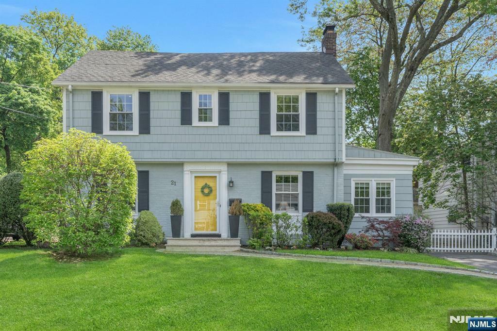 21 College Avenue  Montclair NJ 07043 photo