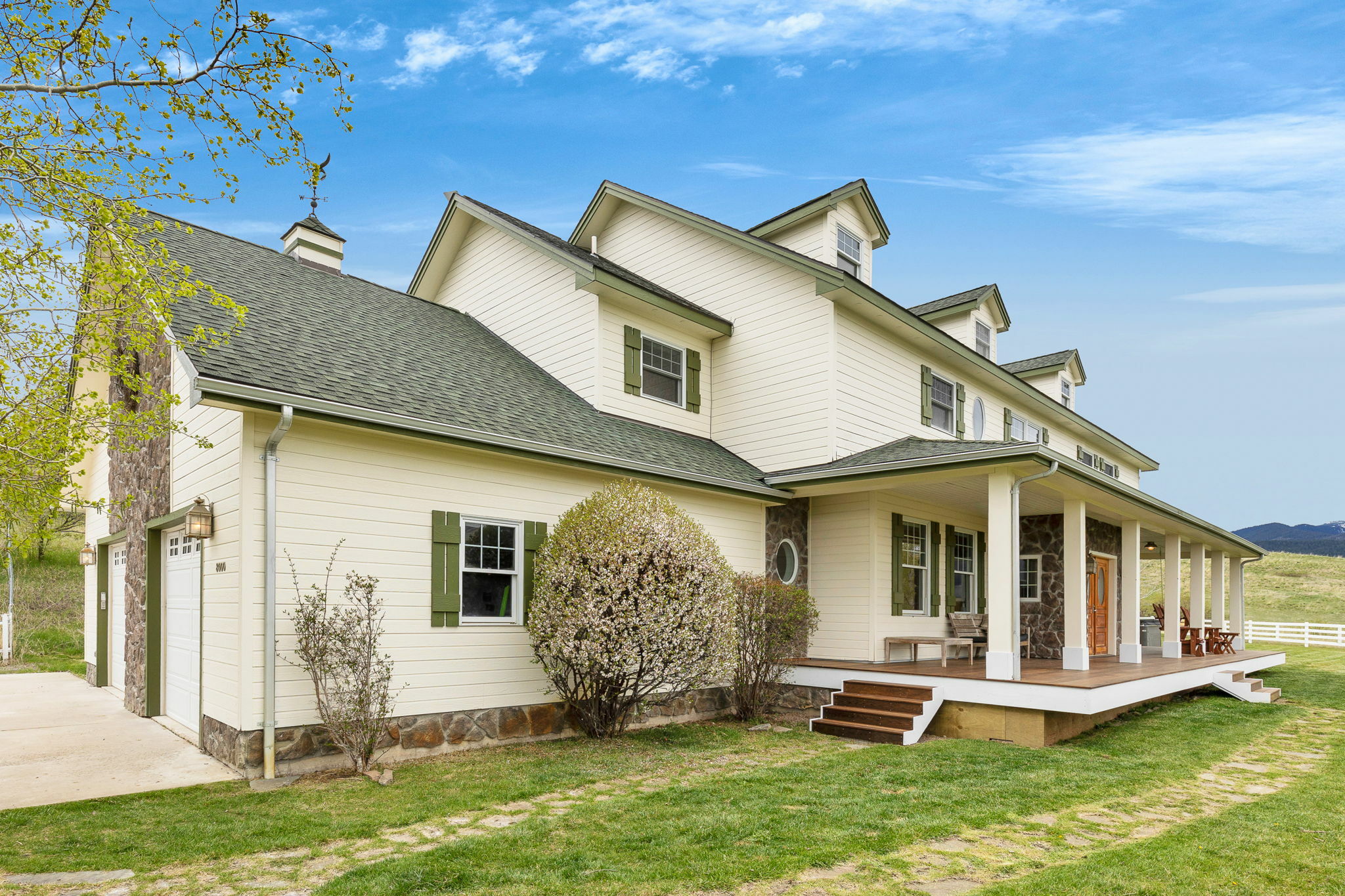 Property Photo: 8000 Tucker Lane MT 59808
