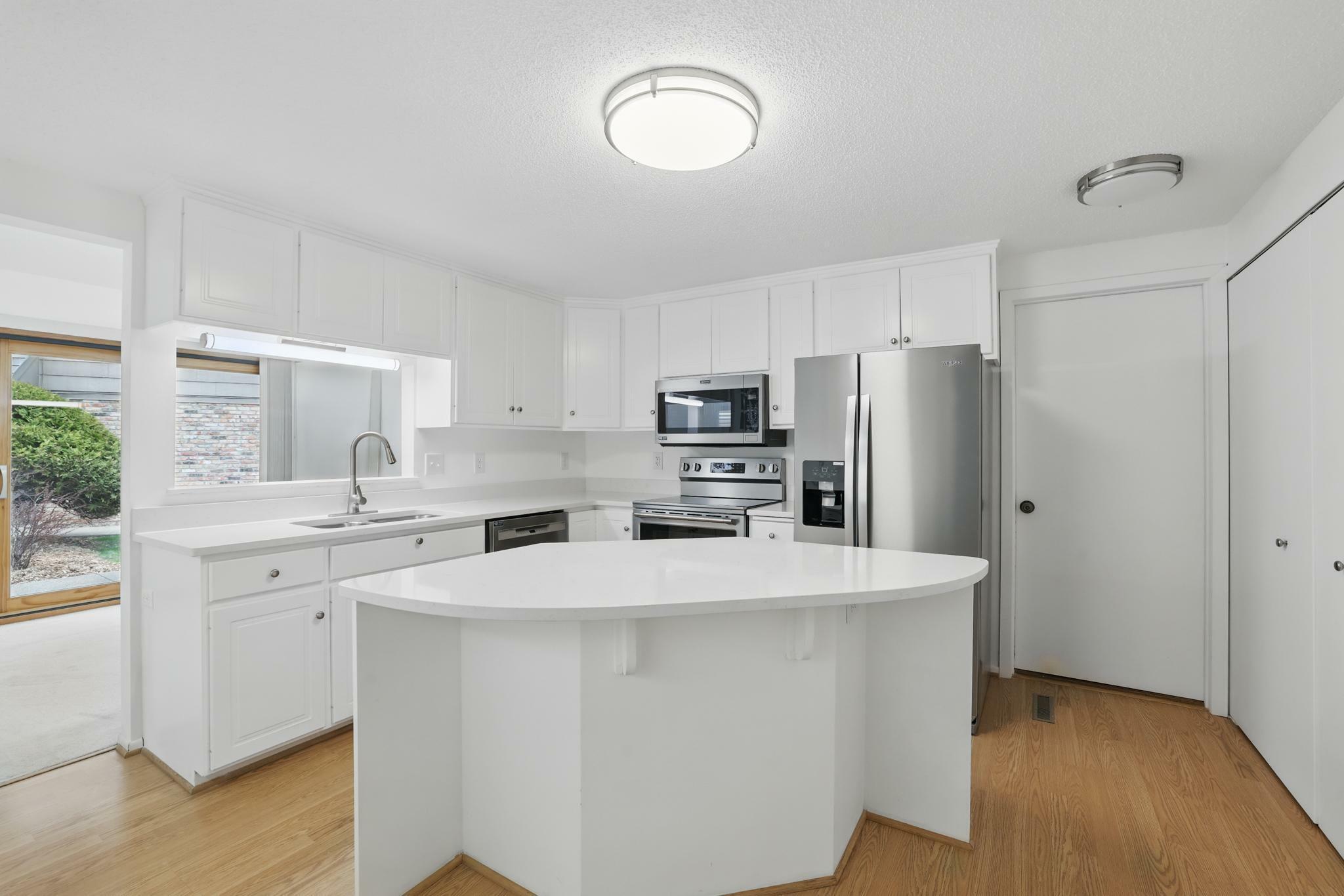 17919 Comstock Road  Minnetonka MN 55391 photo