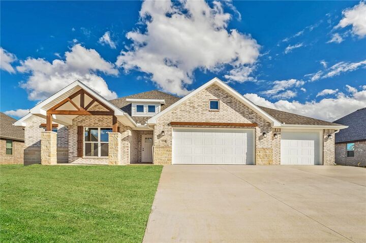 Property Photo:  2230 Overlook Way  AR 72730 