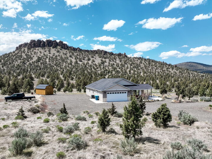 Property Photo: 16969 SE Zaltana Drive OR 97754