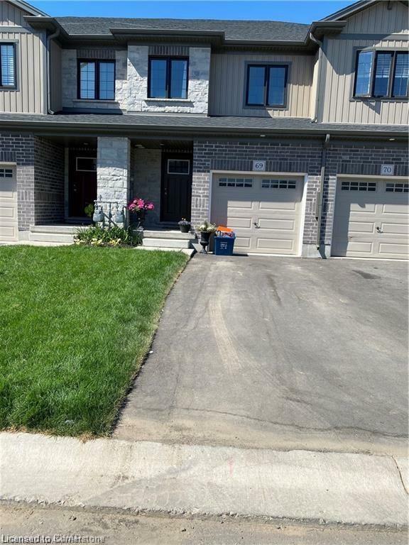 Property Photo: 135 Hardcastle Drive 69 ON N1S 0A3