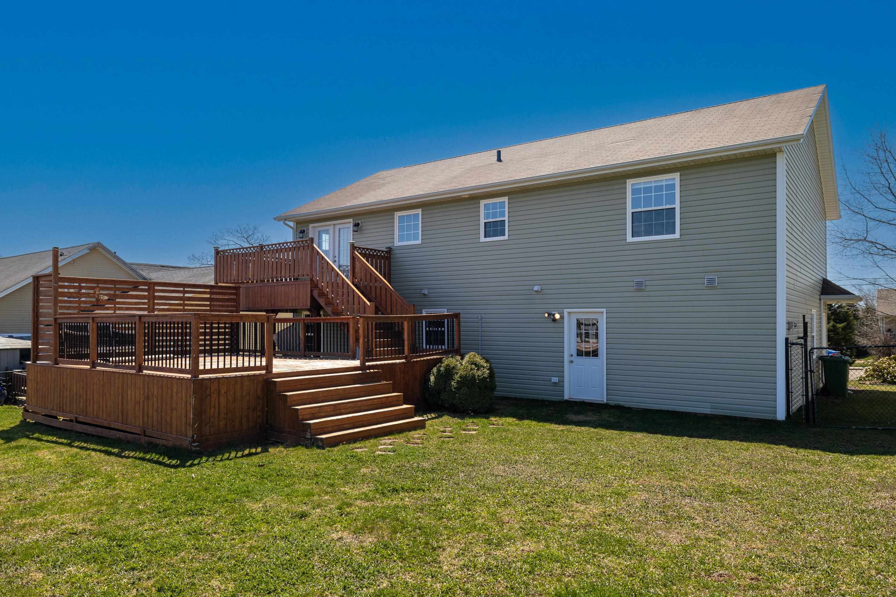 Property Photo: 20 Robertson Road PE C1C 0B3