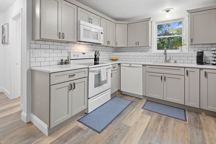 Property Photo: 61 Hilltop Dr MA 02648