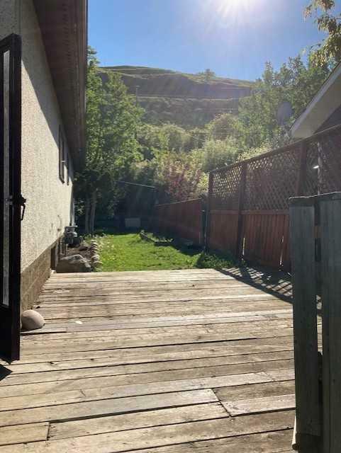 Property Photo: 10335 110 Avenue AB T8S 1K4