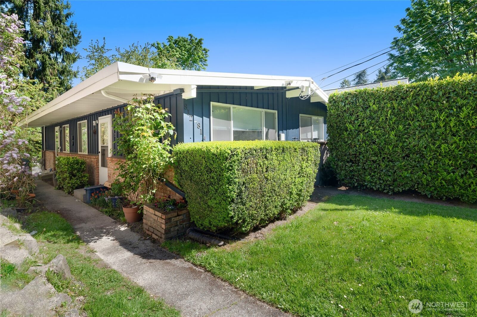 Property Photo:  812 N 59th Street  WA 98103 