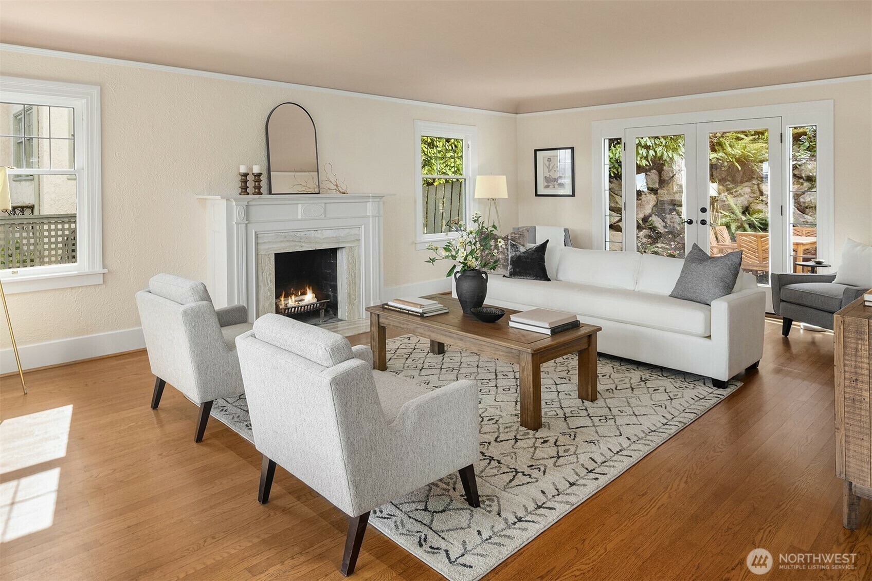 Property Photo: 3345 Lakewood Avenue S WA 98144