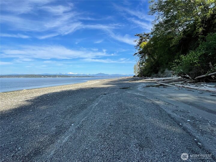 Property Photo: 11 C Tax Id 00466300001100 WA 98206