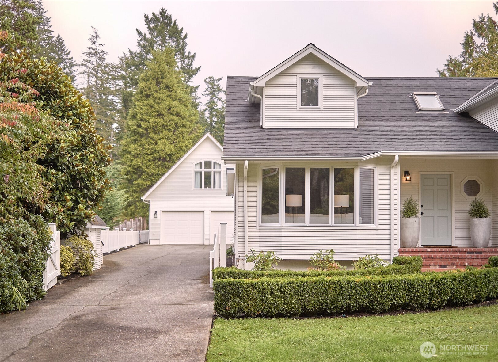 Property Photo: 5990 Battle Point Drive NE WA 98110