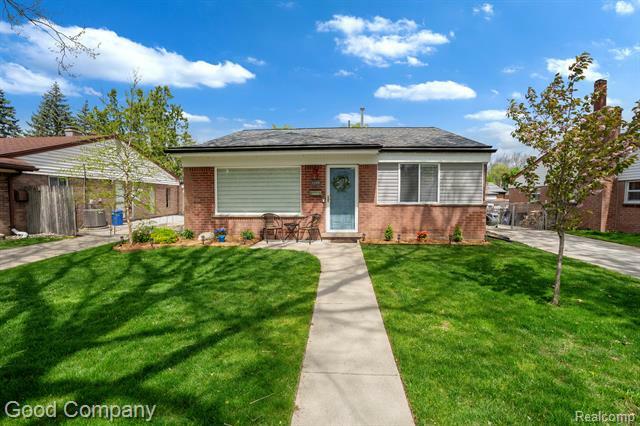 1299 Jerry Avenue  Madison Heights MI 48071 photo