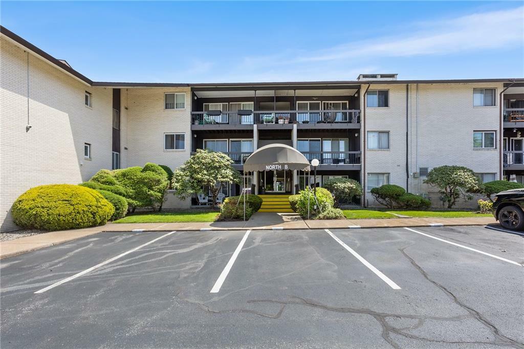 Property Photo: 400 Narragansett Parkway Nb1 RI 02888
