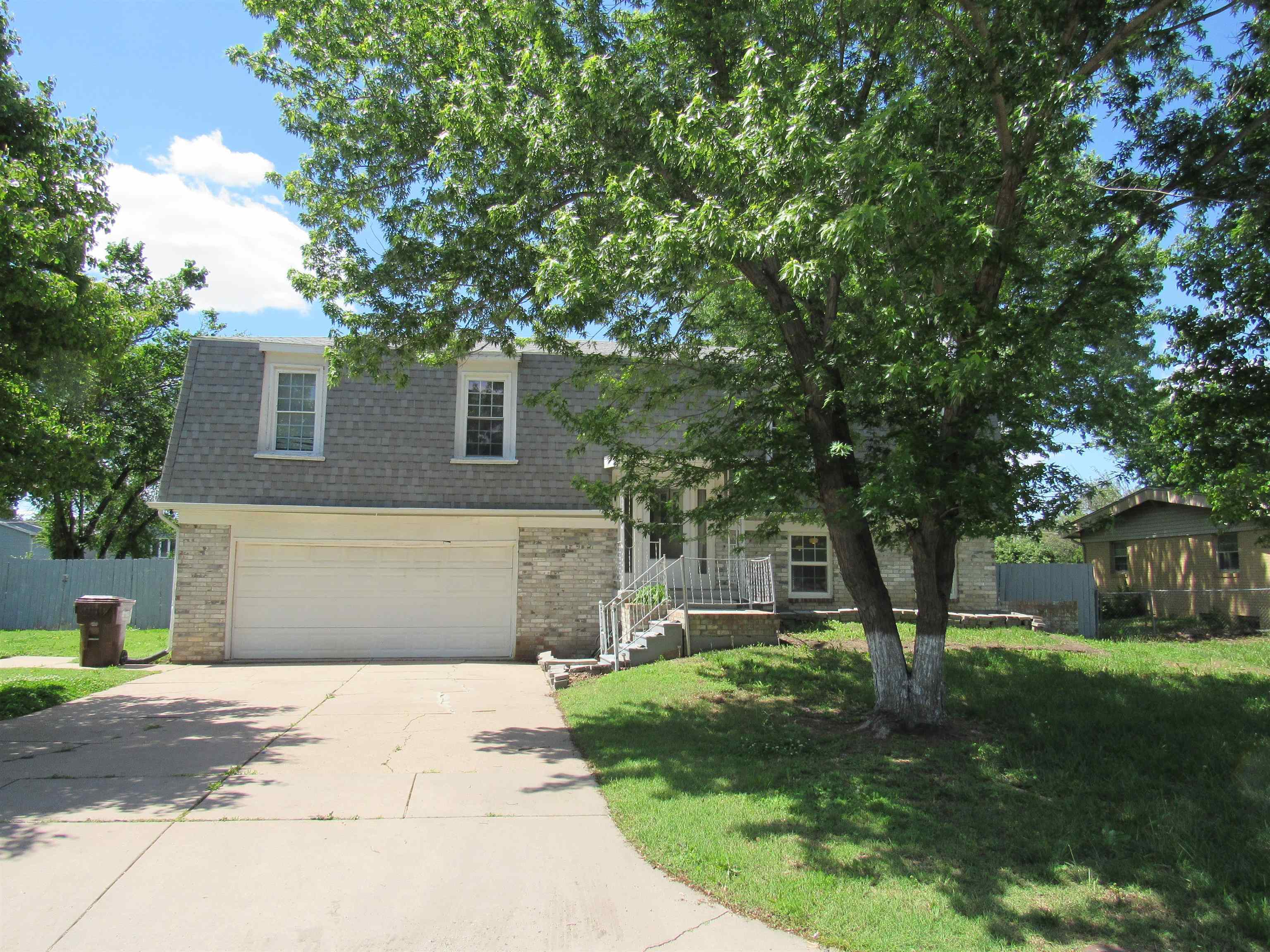 Property Photo: 2861 Fairmount Ave KS 67220