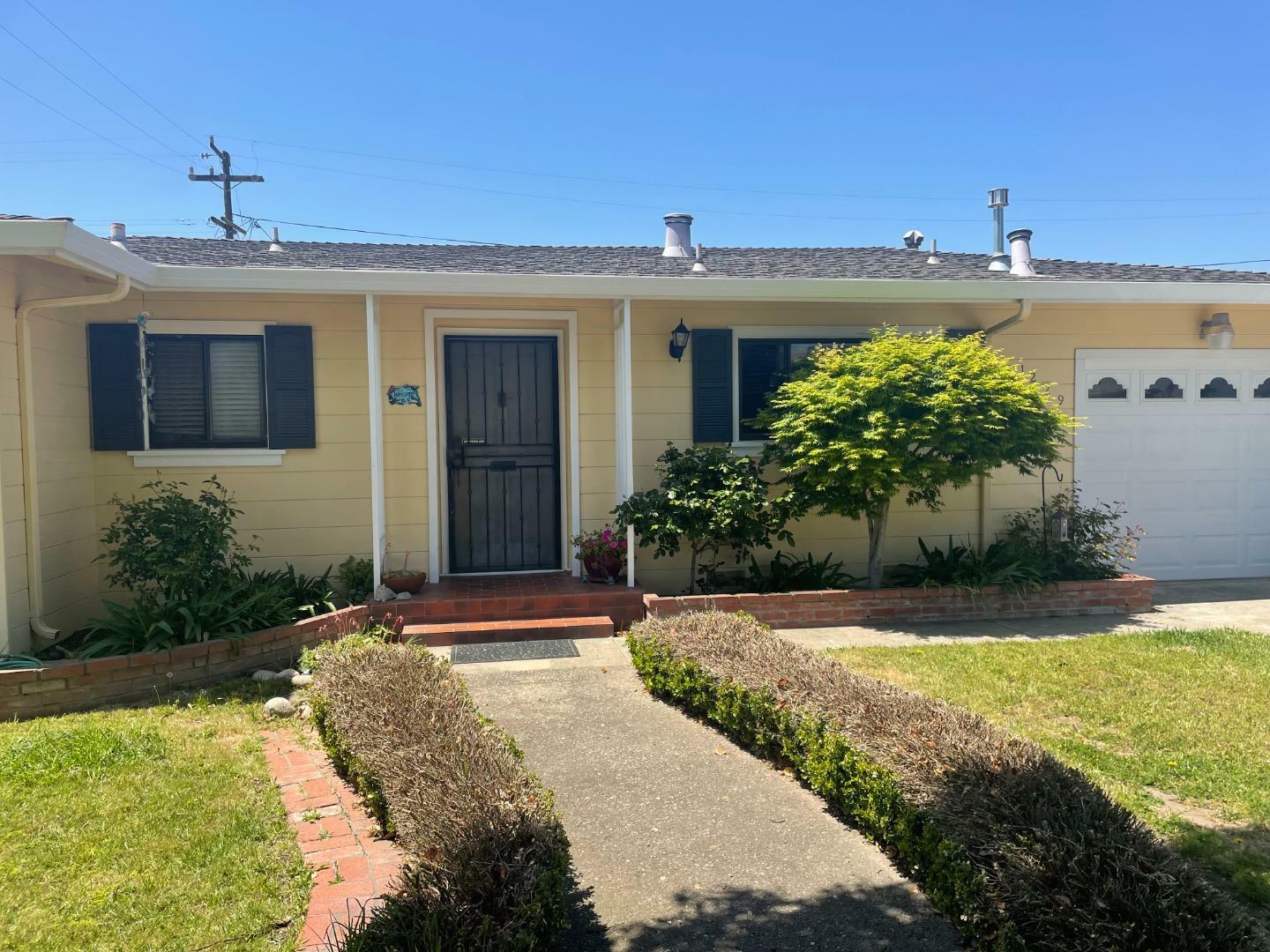 Property Photo:  1229 Tyler Street  CA 93906 
