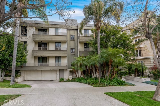 Property Photo: 450 N Oakhurst Drive 304 CA 90210