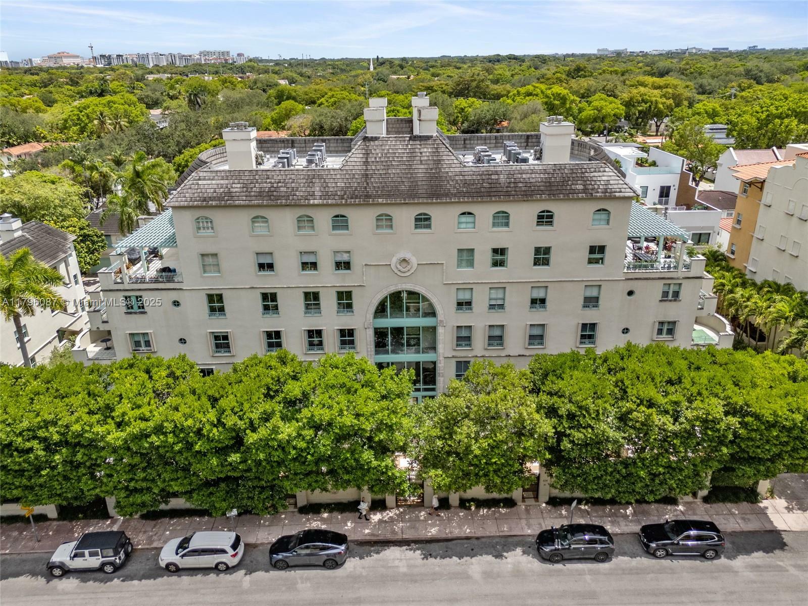 614 Valencia Ave 103  Coral Gables FL 33134 photo