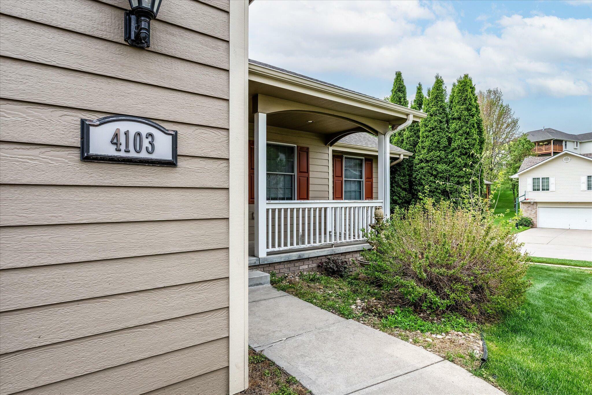 Property Photo: 4103 Briarwood Drive IA 51503