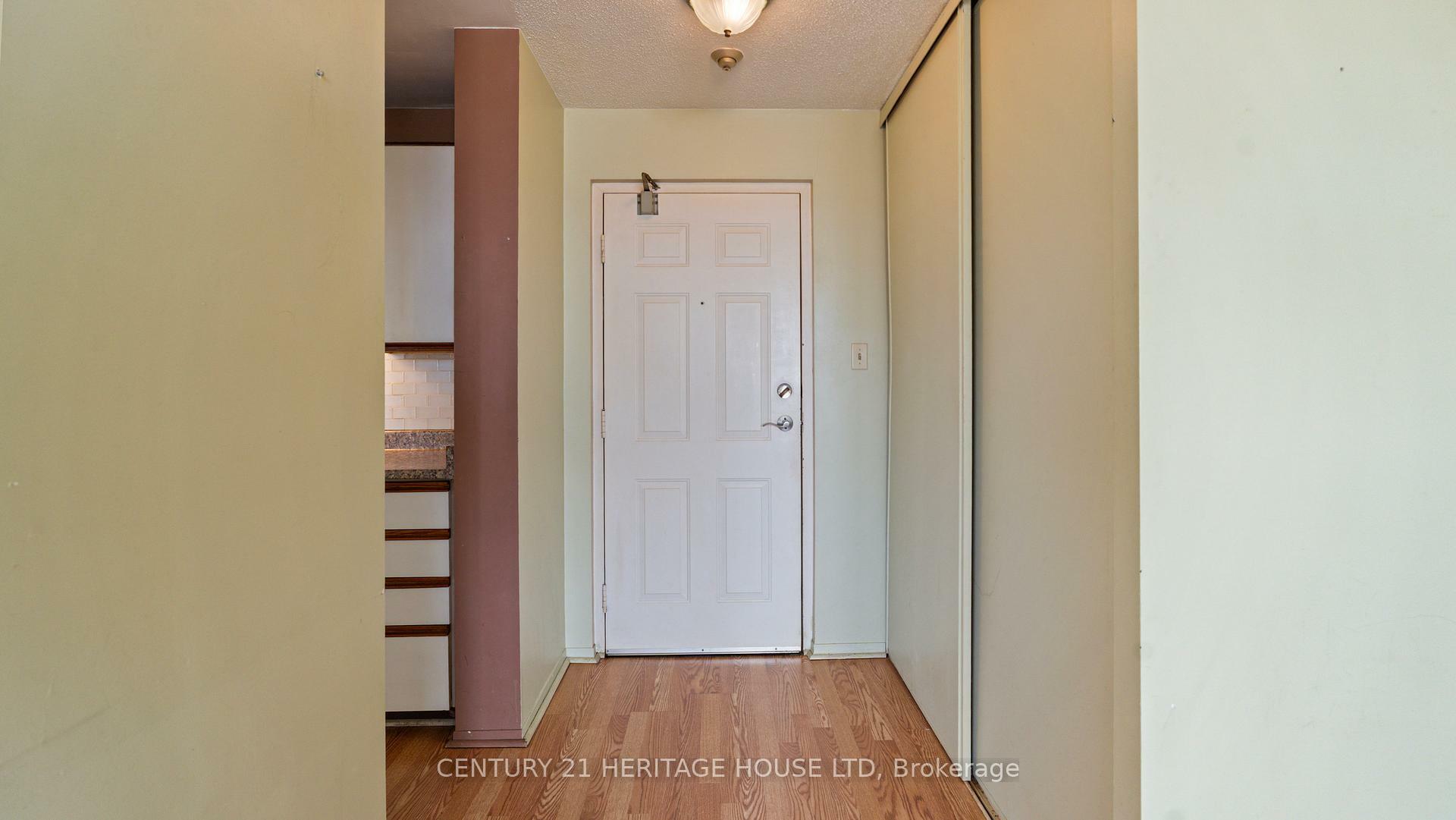 Property Photo: 421 Fairview Drive 101 ON N3R 7M3