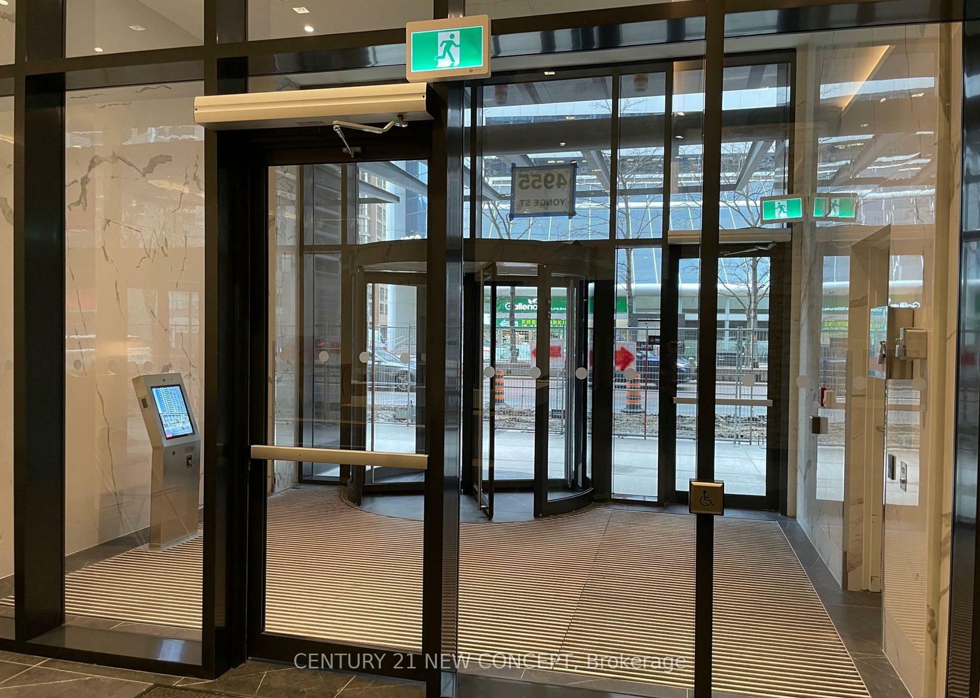 Property Photo: 4955 Yonge Street 2716 ON M2N 0L8