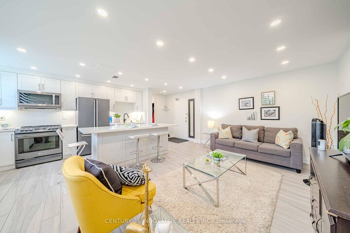 Property Photo:  219 Wilson Avenue 101  ON M5M 3B2 