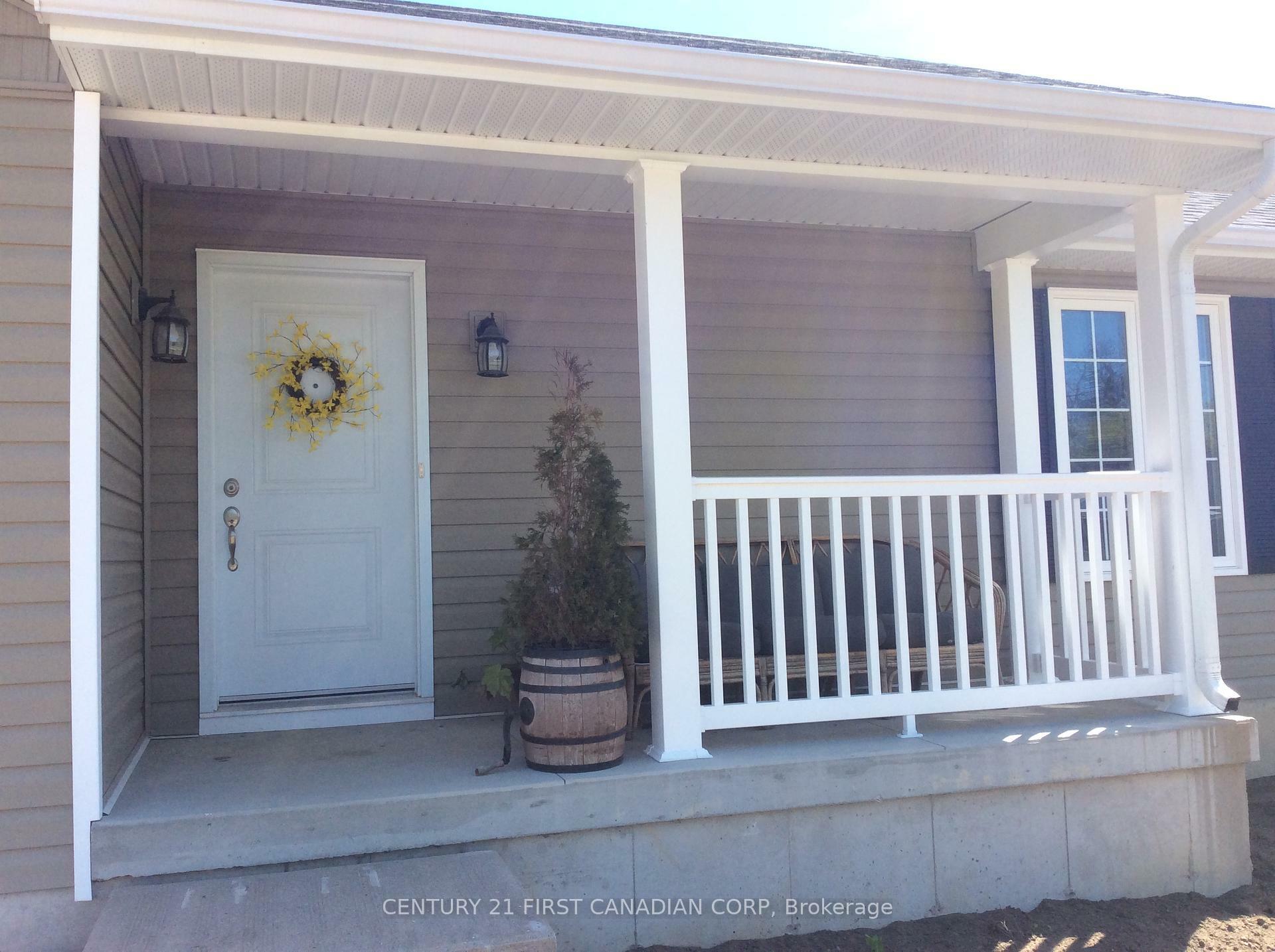 Property Photo: 184 Elizabeth Street ON N0M 2N0