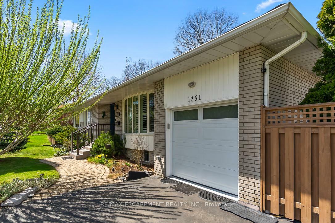 1351 Epton Crescent  Mississauga ON L5J 1R9 photo