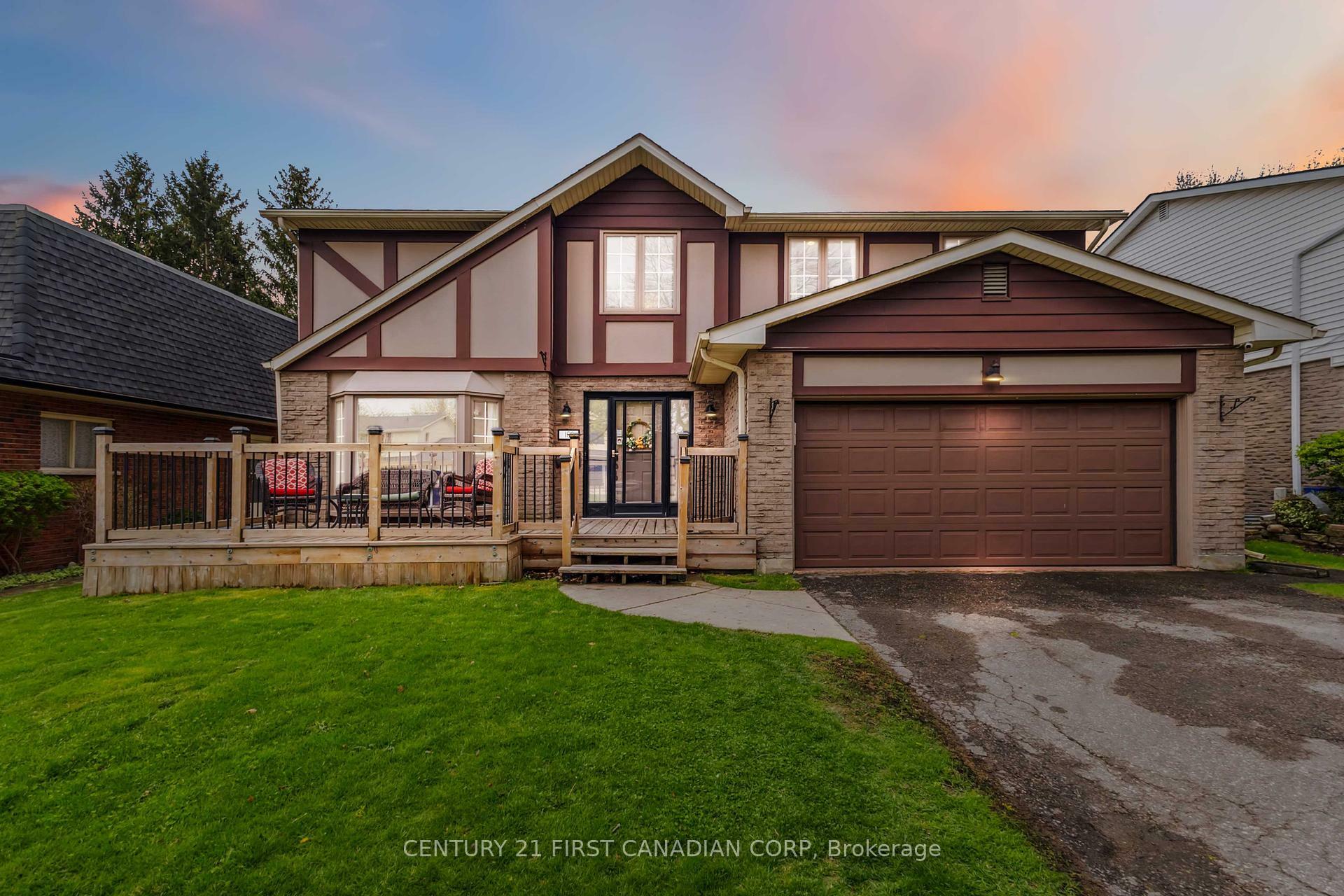 Property Photo: 102 Blackthorne Crescent ON N6J 4B5
