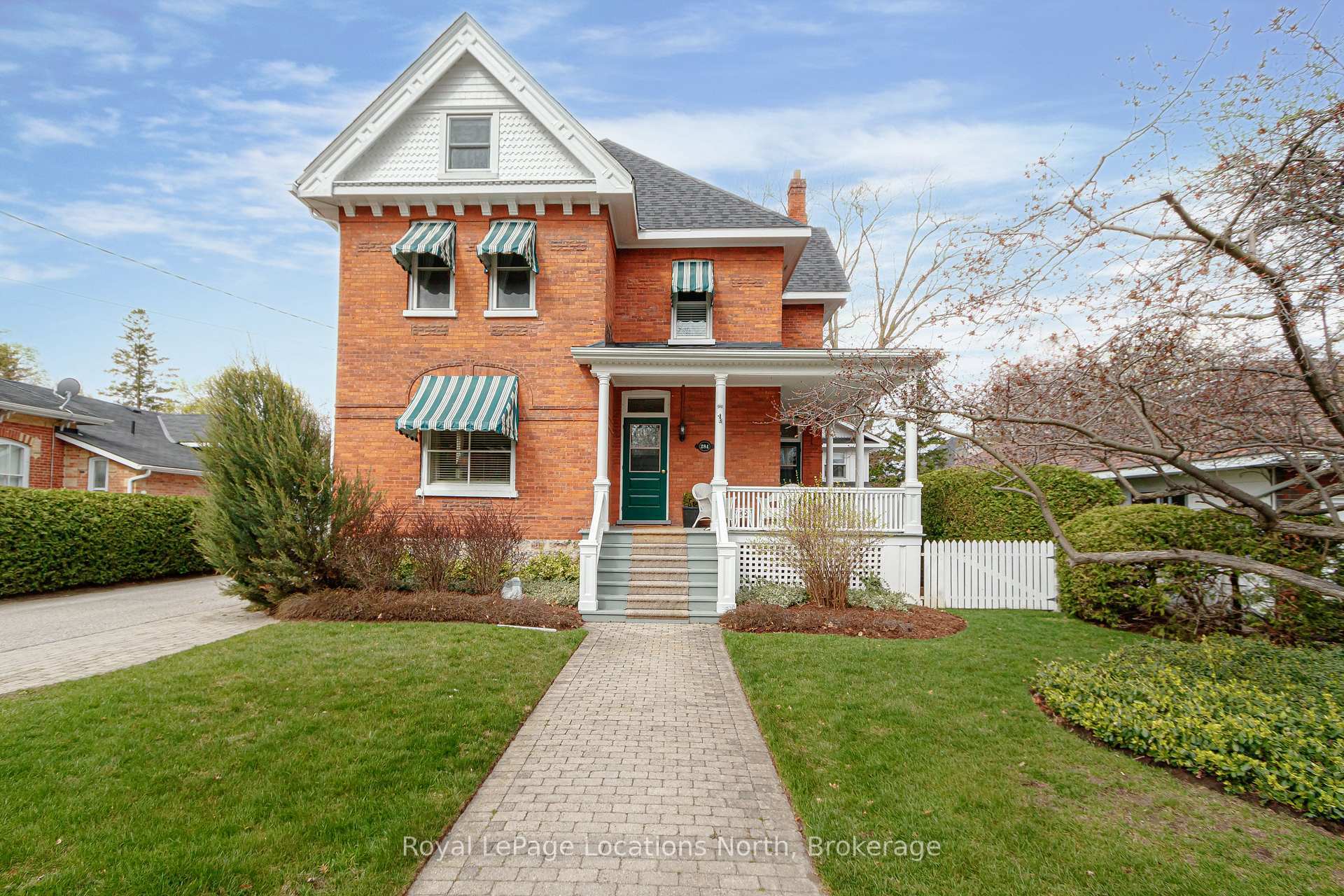Property Photo: 284 Maple Street ON L9Y 2R4