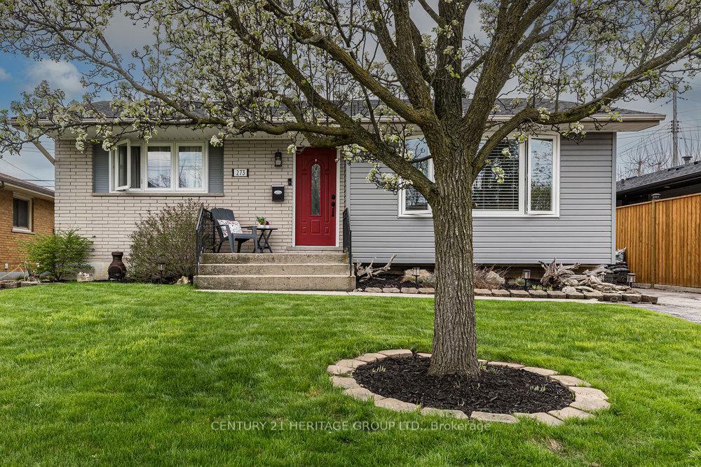 Property Photo: 273 Montmorency Drive ON L8K 5H3