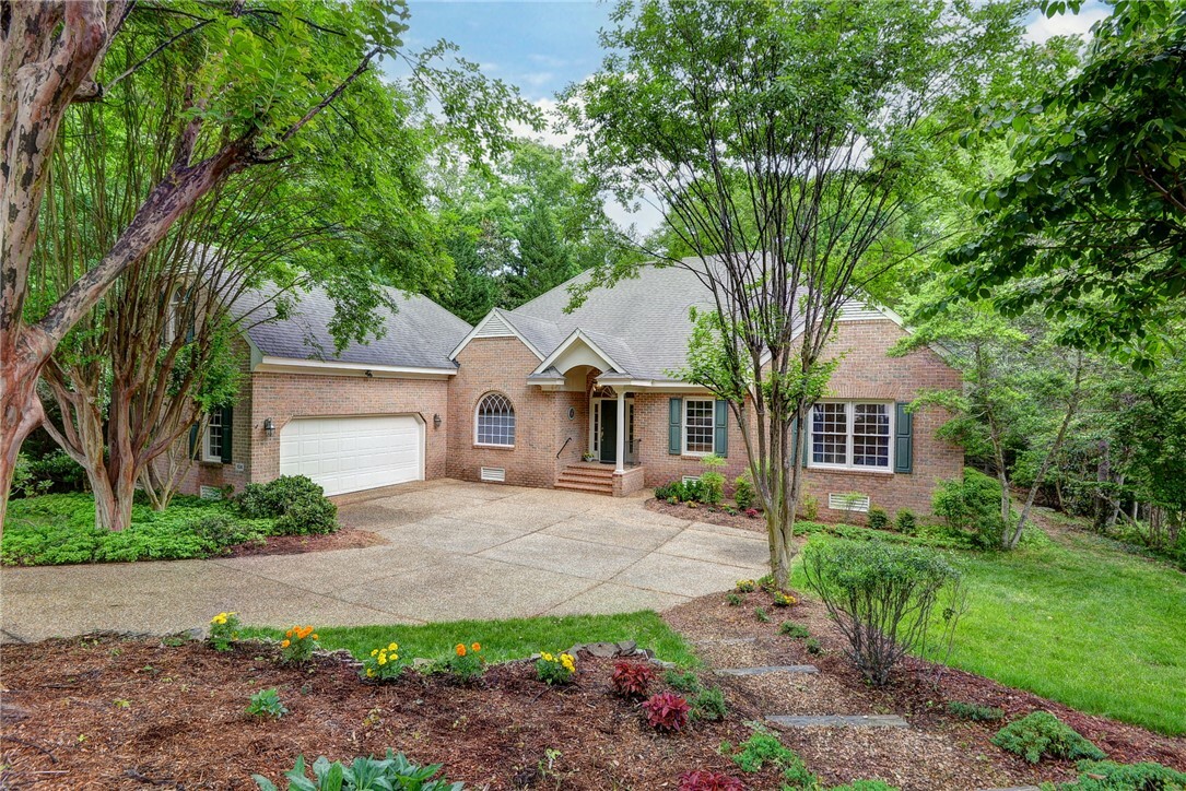 Property Photo: 104 Sparks Court VA 23185