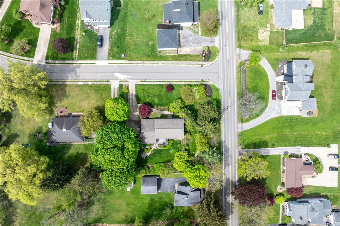 Property Photo: 2349 Westgate Drive PA 15237