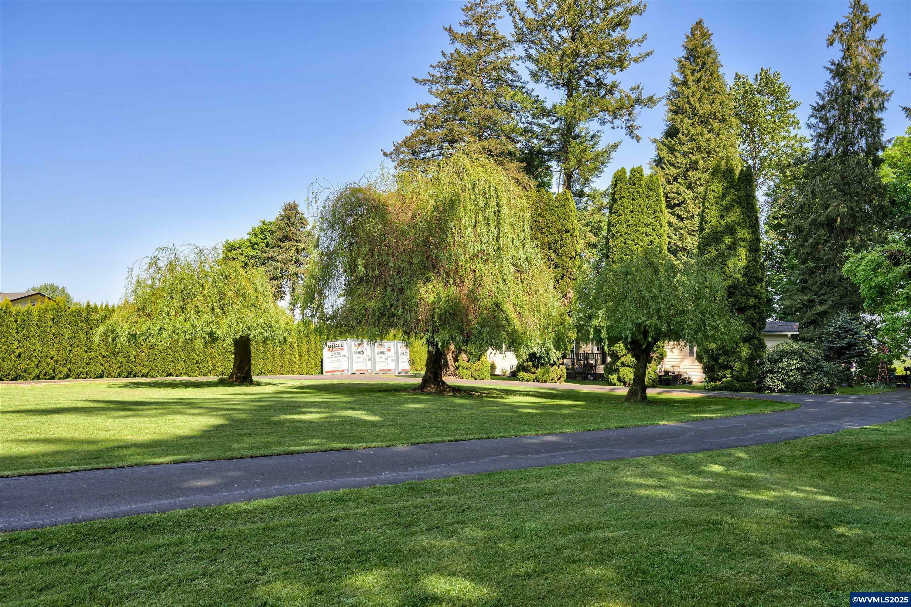 Property Photo: 4805 NE Highway20 OR 97330