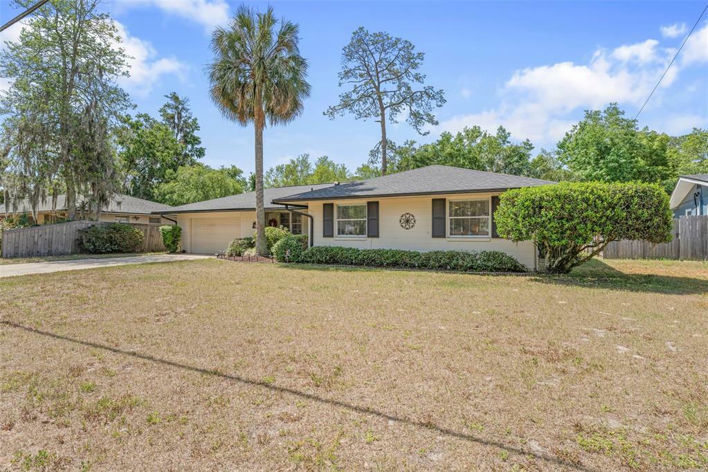 Property Photo: 7136 Singapore Road FL 32216