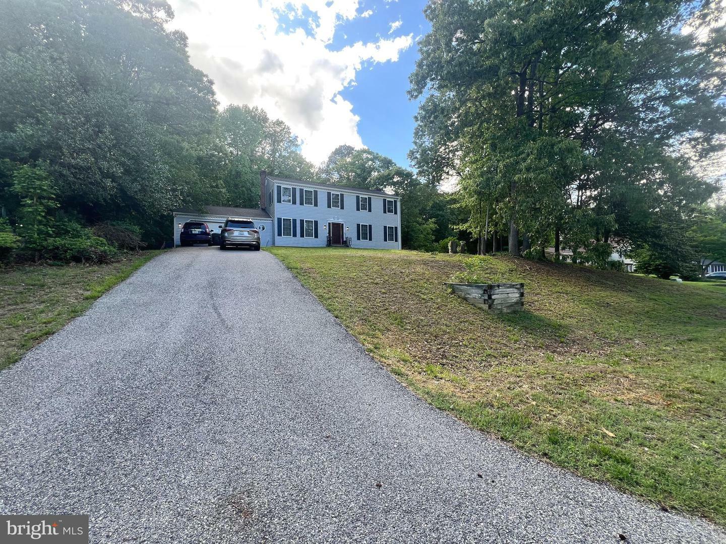 Property Photo: 511 Dogwood Court MD 20646