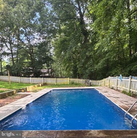 Property Photo: 511 Dogwood Court MD 20646