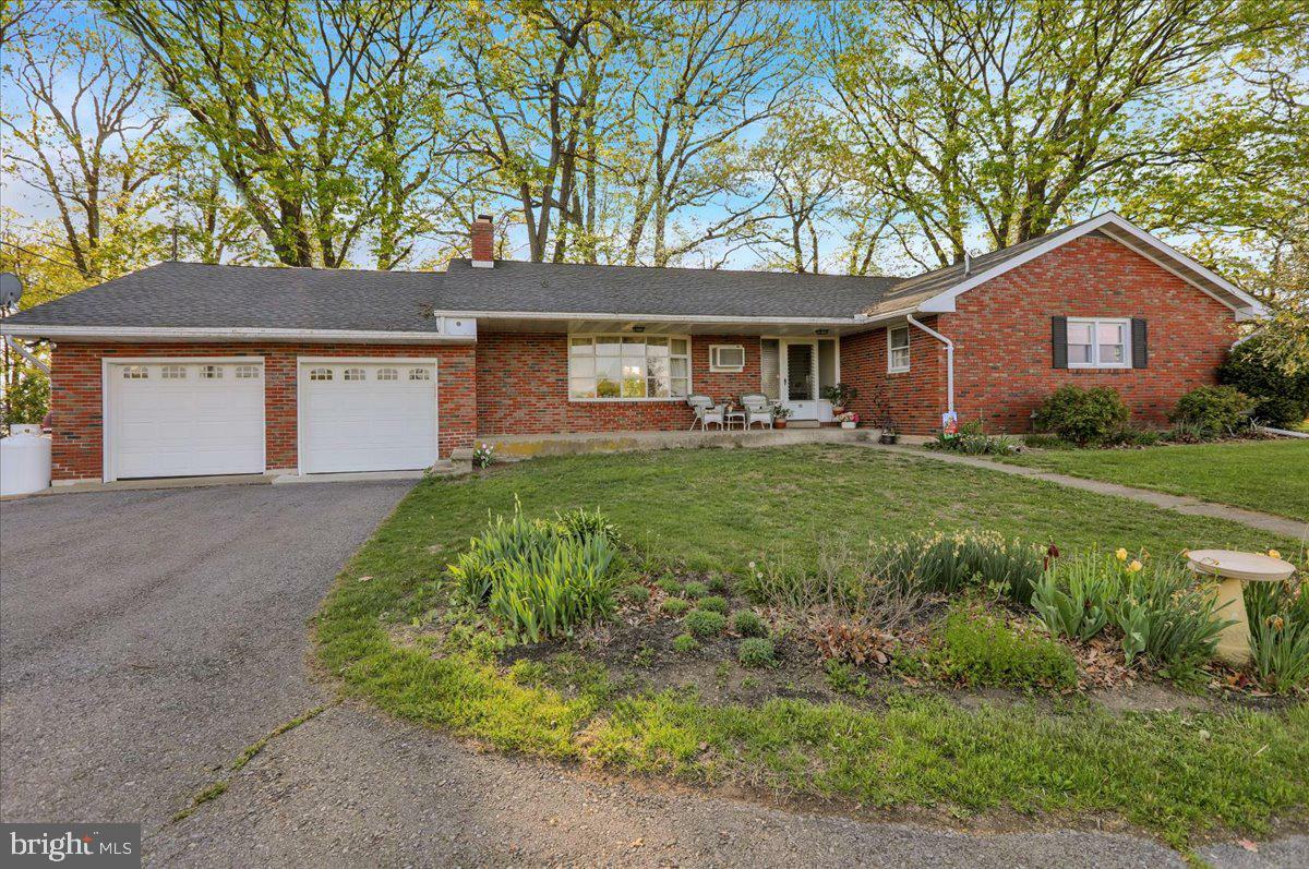 Property Photo: 70 Miller Road PA 19530