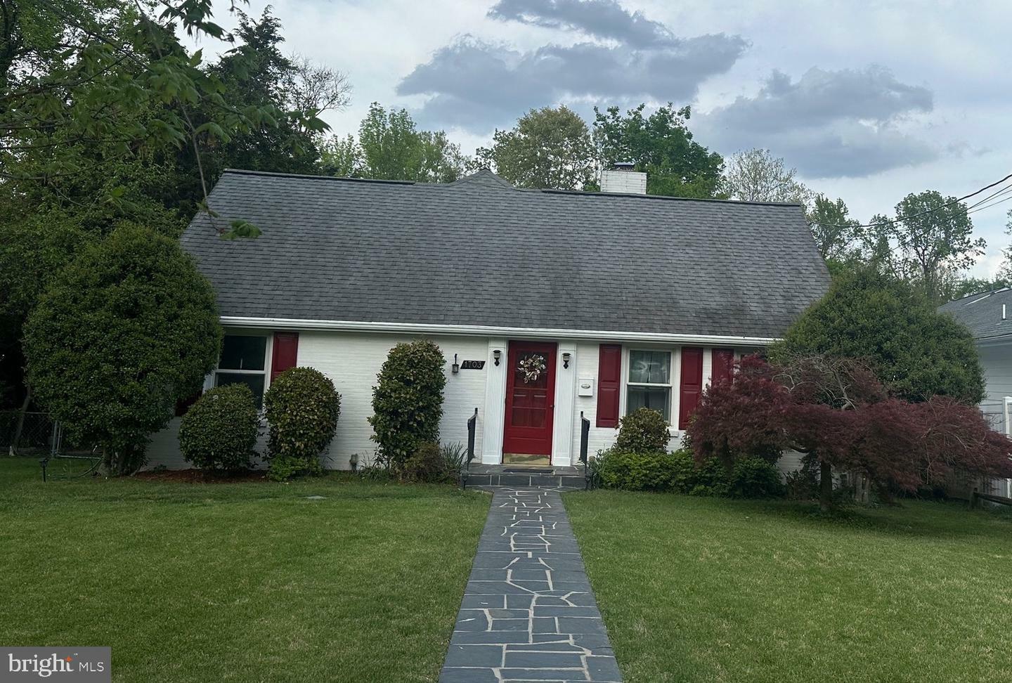 Property Photo: 1703 Franklin VA 22401