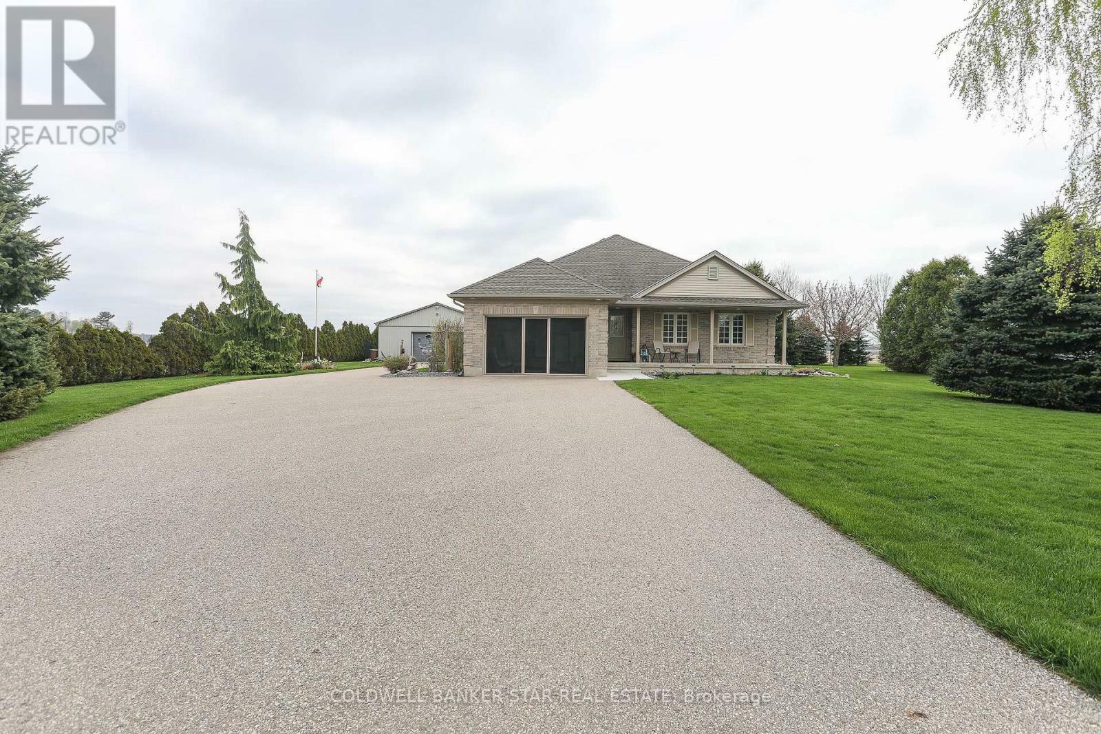 Property Photo: 5176 Imperial Road ON N5H 2R2