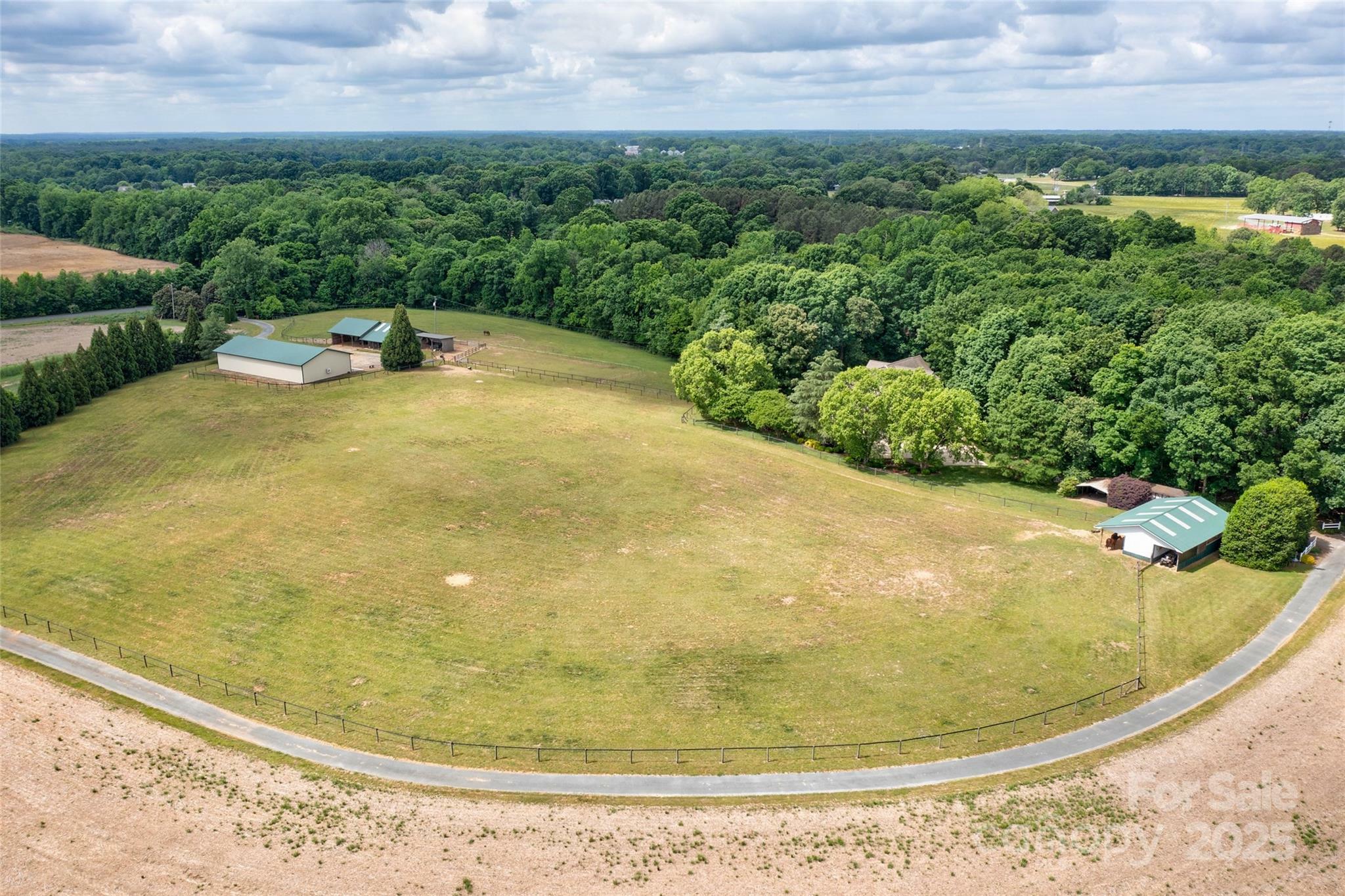 Property Photo: 3400 Baucom Manor Road NC 28110